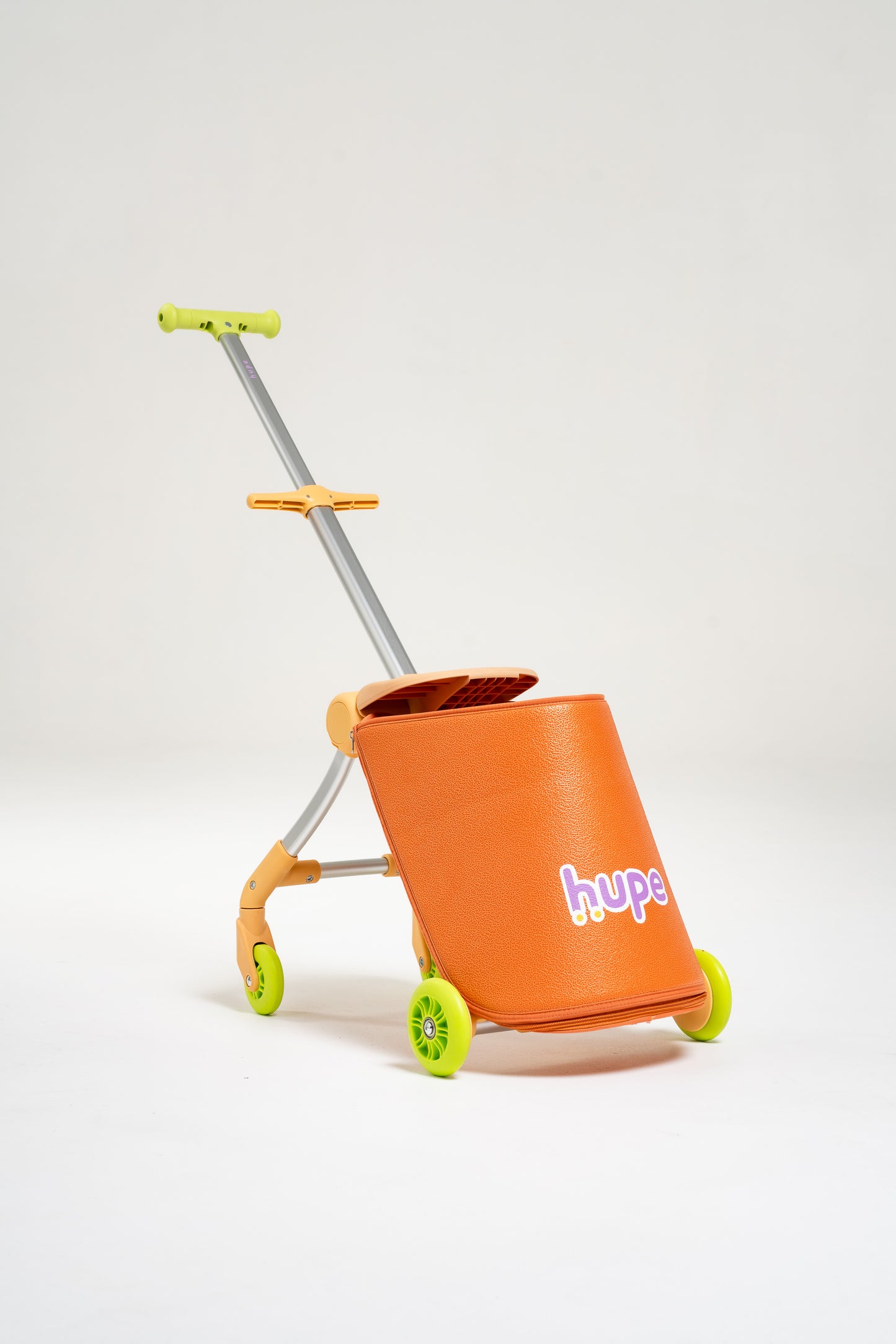 hupe™ Explorer ride-on luggage