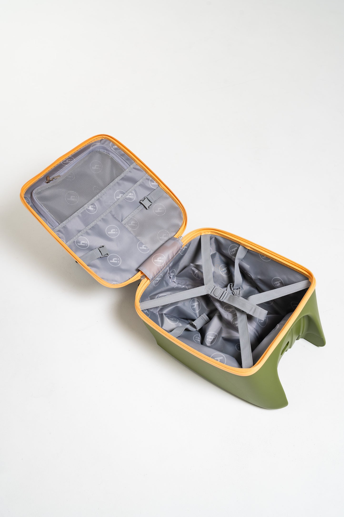 hupe™ Explorer ride-on luggage
